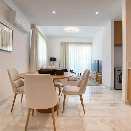 Arcadia 1 201 2 Bed Apartman