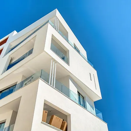 Arcadia 1 201 2 Bed パ フォス