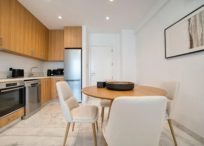 Arcadia 1 201 2 Bed *