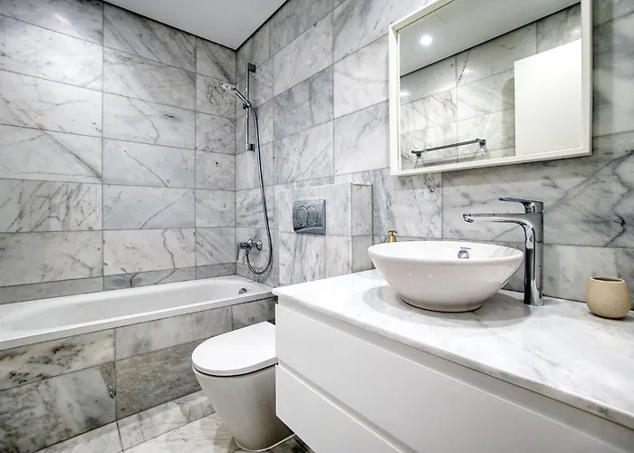 Arcadia 1 201 2 Bed アパート *