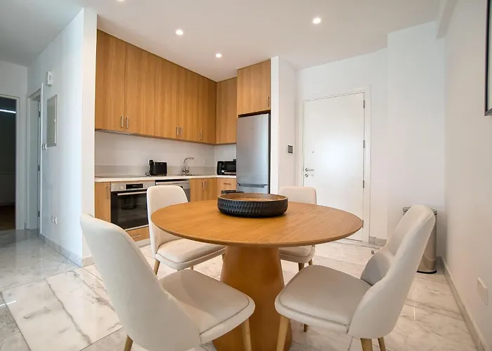 Arcadia 1 201 2 Bed アパート パ フォス