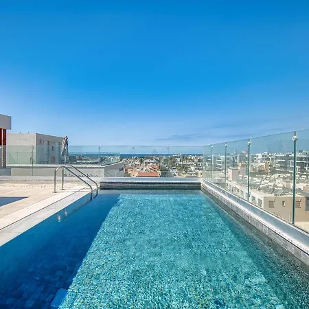 Arcadia 1 201 2 Bed דירה