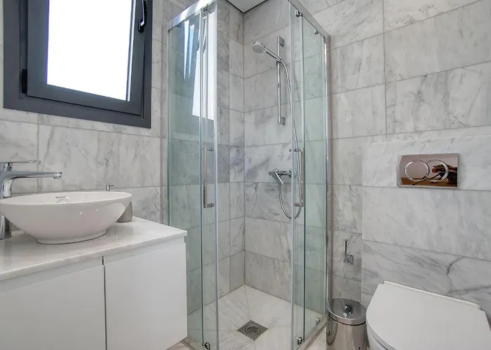 דירה Arcadia 1 201 2 Bed *